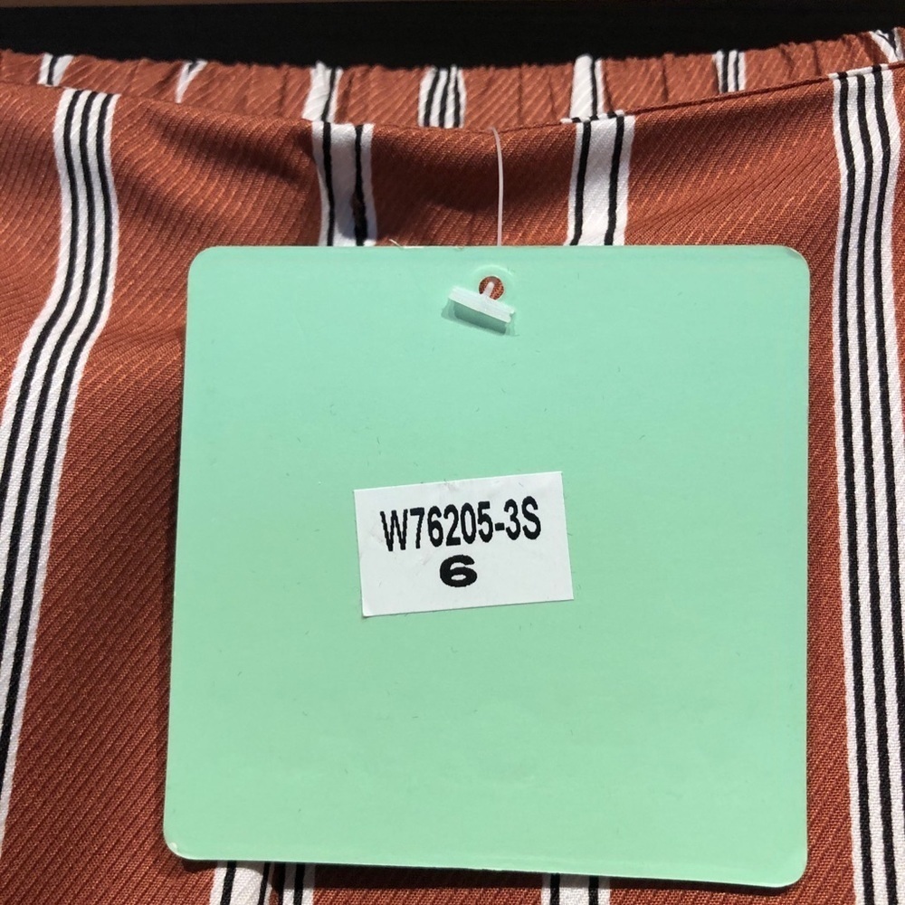 Pants - Picture 3 of 6